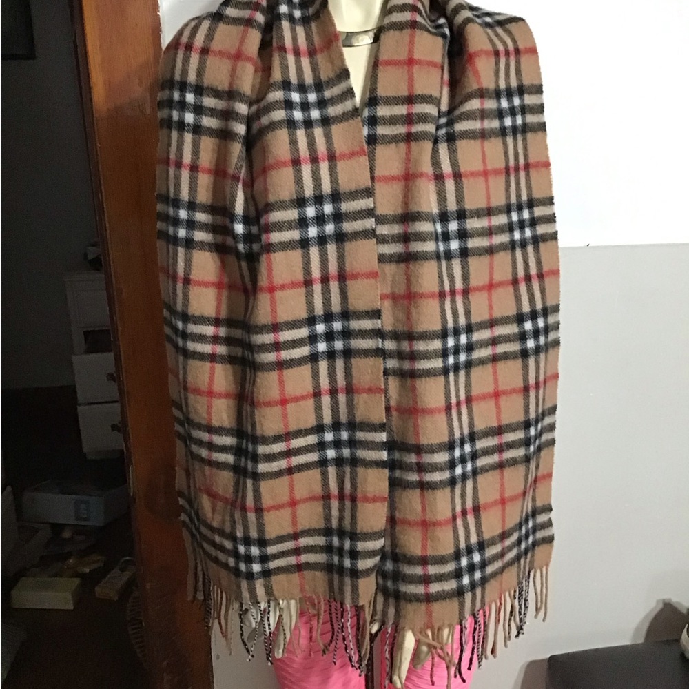 Burberry Scarf Unisex